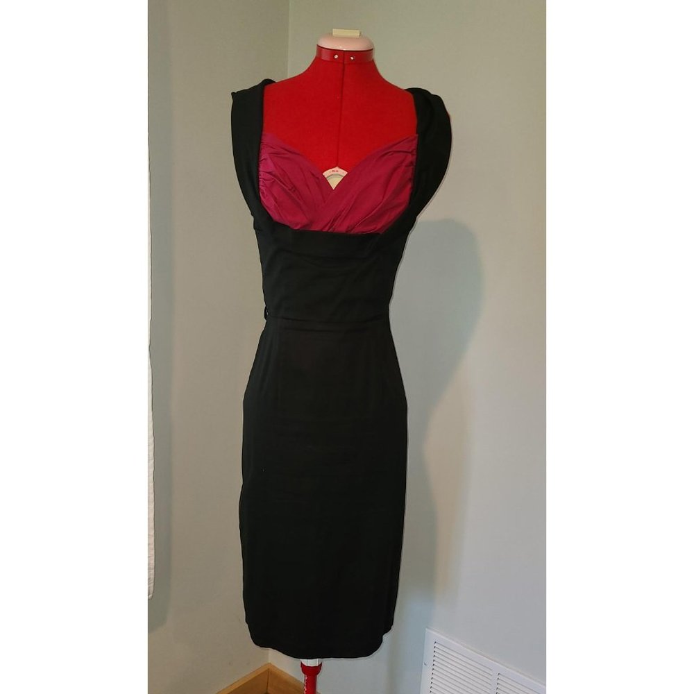 Lindy Bop 'Vanessa' Alluringly Elegant Low Cut 50's Style Wiggle Dress
